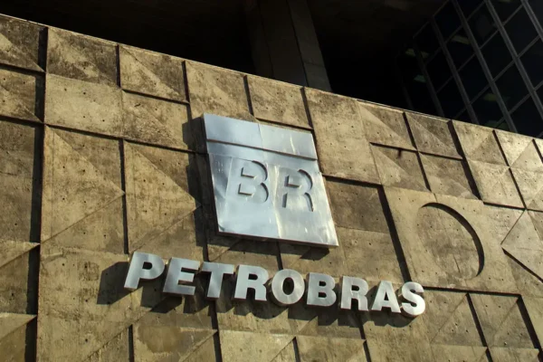 Petrobras faz 2ª descoberta de petróleo em poço da Margem Equatorial