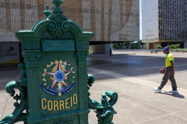 Correios: estatal precisa de uma reestruturação até para ser privatizada