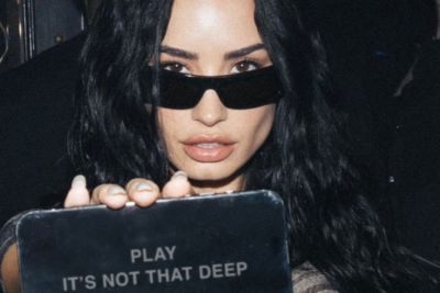Demi Lovato celebra 1 ano de “It’s Not That Deep”: “Que presente lindo”