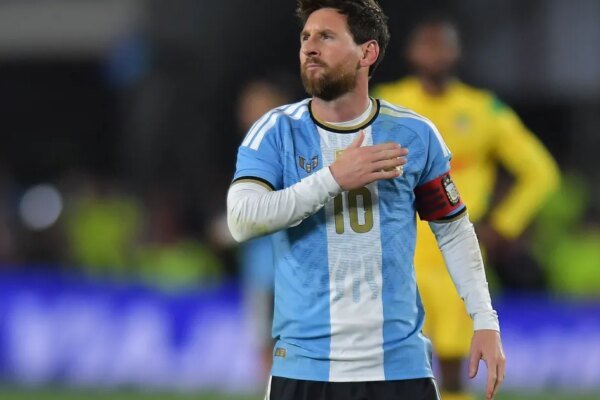 Messi se aposenta da Argentina com mais do que o dobro de gols de Batistuta