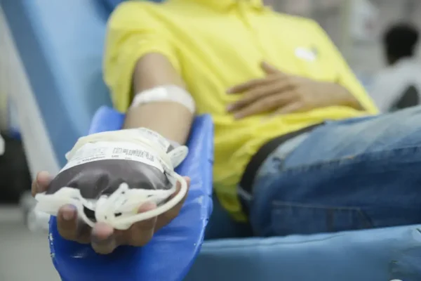 Novas regras para doação de sangue entram em vigor no país; saiba o que muda