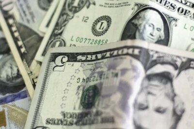 Dólar recua a R$ 5,34 após declaração do presidente do Banco Central dos EUA