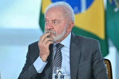 Lula volta a negar ‘qualquer conexão’ com Roberta Luchsinger