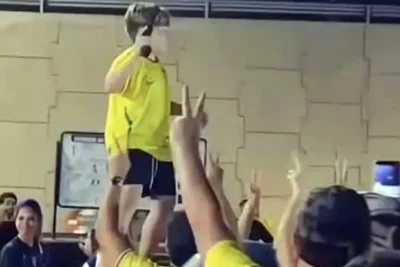 Como plano de Flavio Bolsonaro para liberar armas abasteceria facções e colocaria crianças em risco