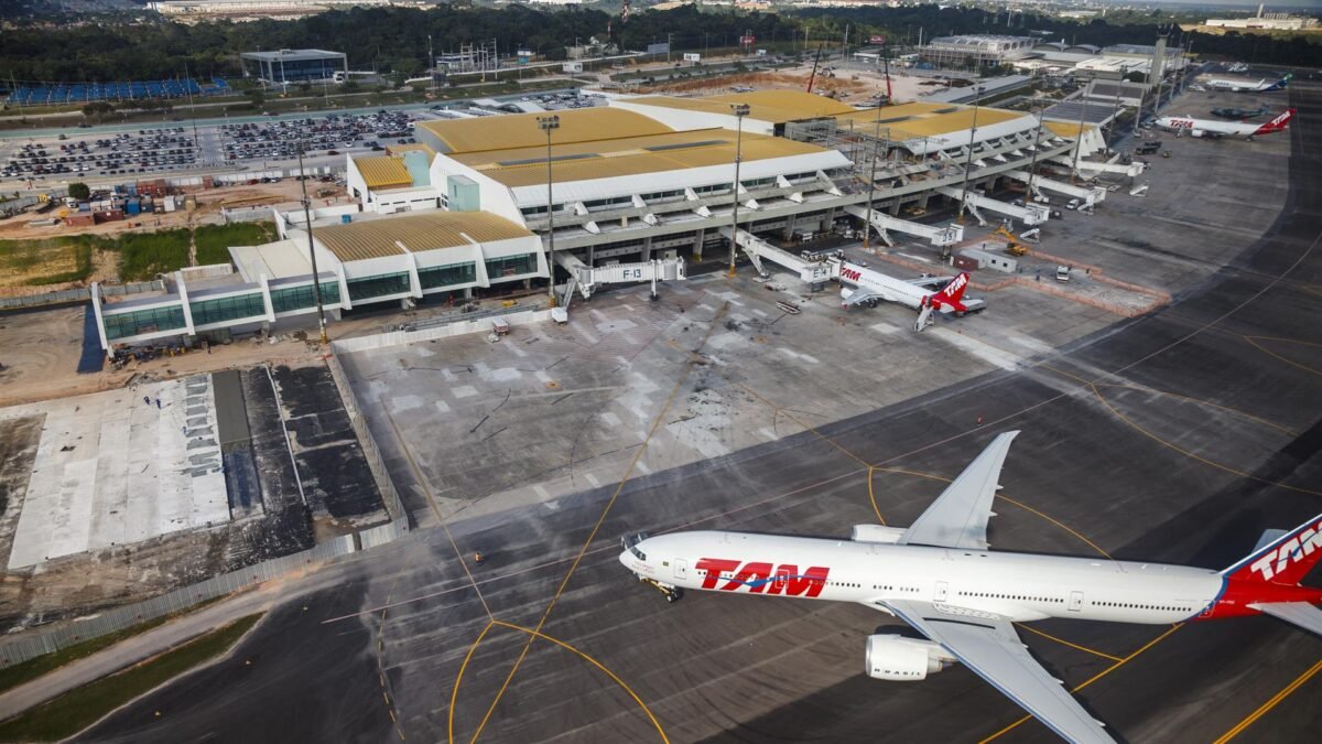 Terminal de passageiros do Aeroporto Internacional Eduardo Gomes em Manaus onde a PF deflagrou operação.