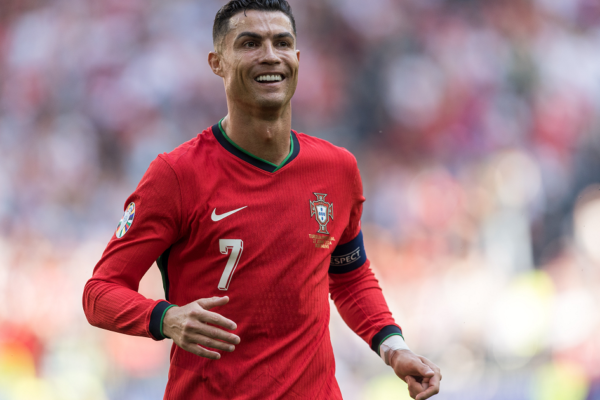 Cristiano Ronaldo pode ser suspenso após abandonar a seleção portuguesa; entenda