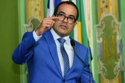 PT pede prisão de prefeito de Salvador por reter linhas de ônibus