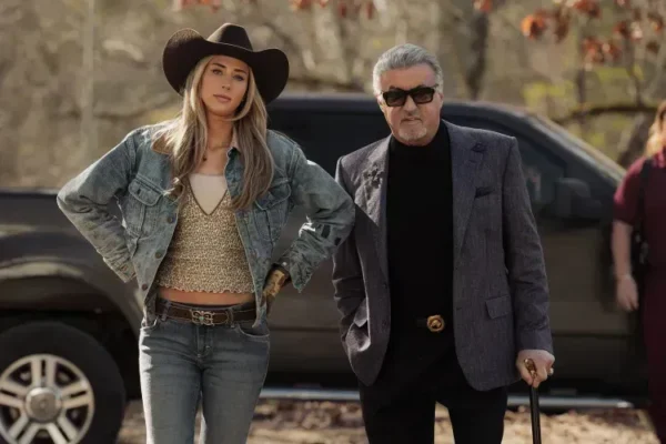 “É claro que é nepotismo”, afirma Stallone sobre papel da filha em série
