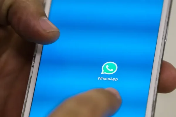 WhatsApp anuncia controles para pais acompanharem grupos de adolescentes